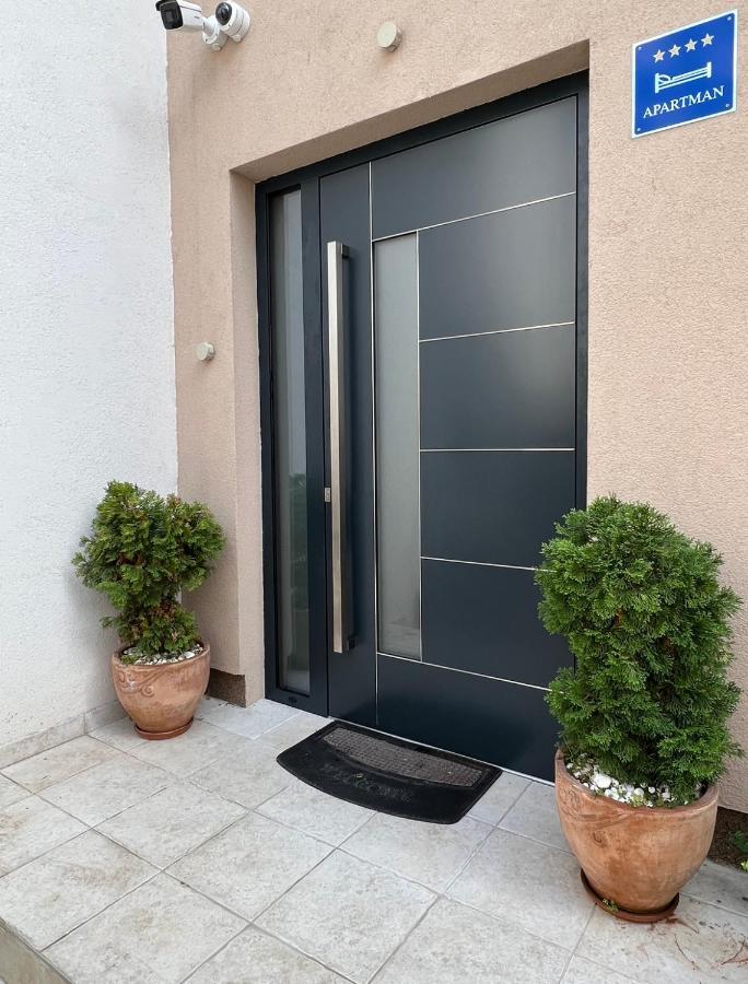 Fk Apartments Pakostane Exterior photo